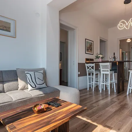 With Parking Space - 25524 Appartement